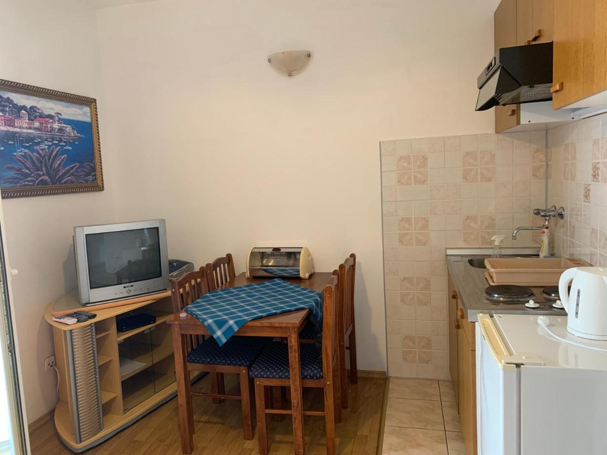 Apartment Durdica Писак Екстер'єр фото